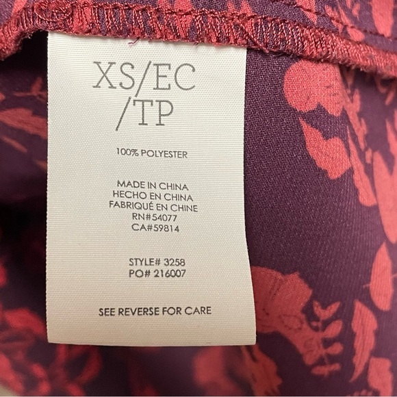 Cabi Tank Top Burgundy w/ Red/Pink Images Women’s Size XS - Picture 8 of 11